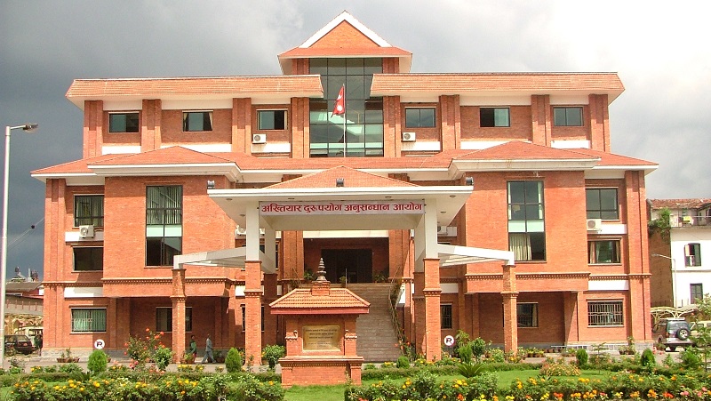 लेखापालको आठ वर्षमै ३ करोड अवैध आर्जन