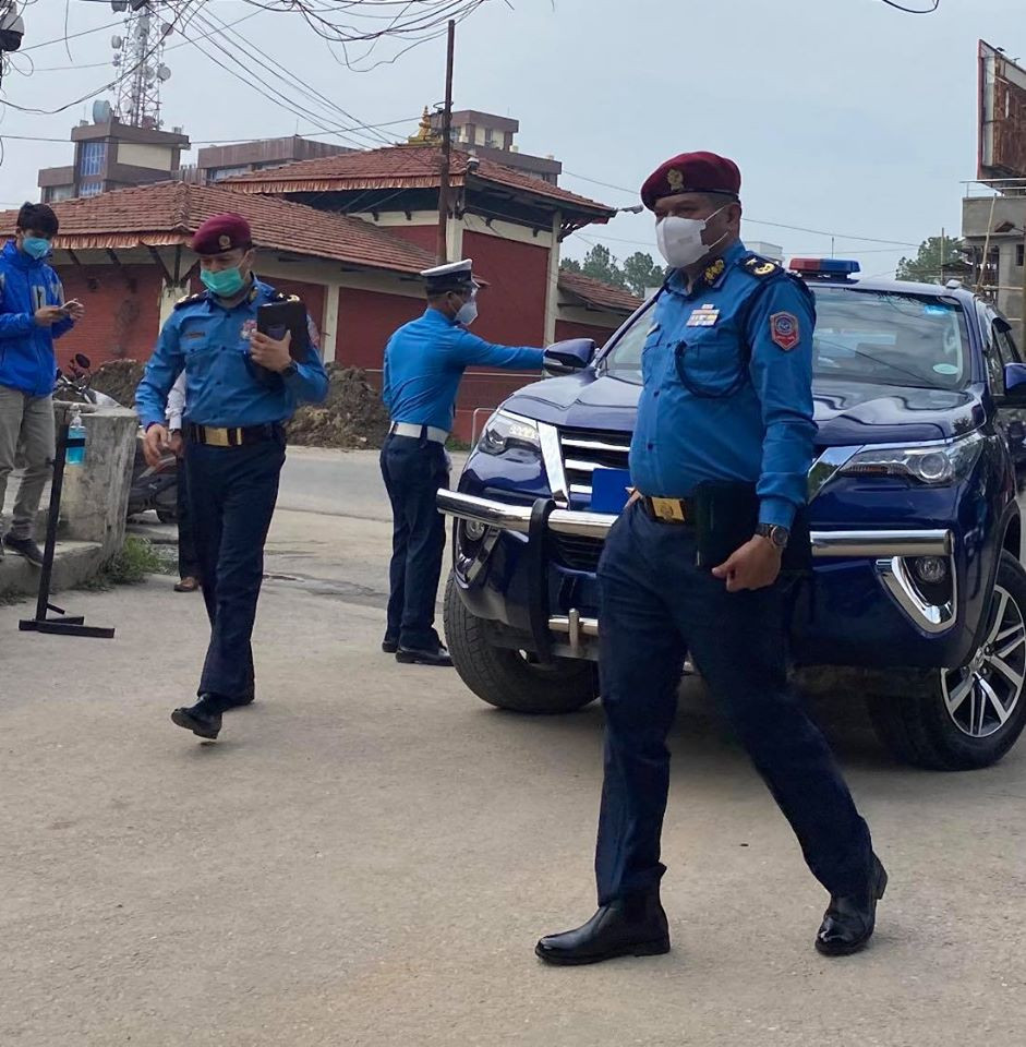 आइजिपीको दौडमा दुई एआइजी, भन्छन् – हामीमध्ये जसलाई बनाए पनि हुन्छ