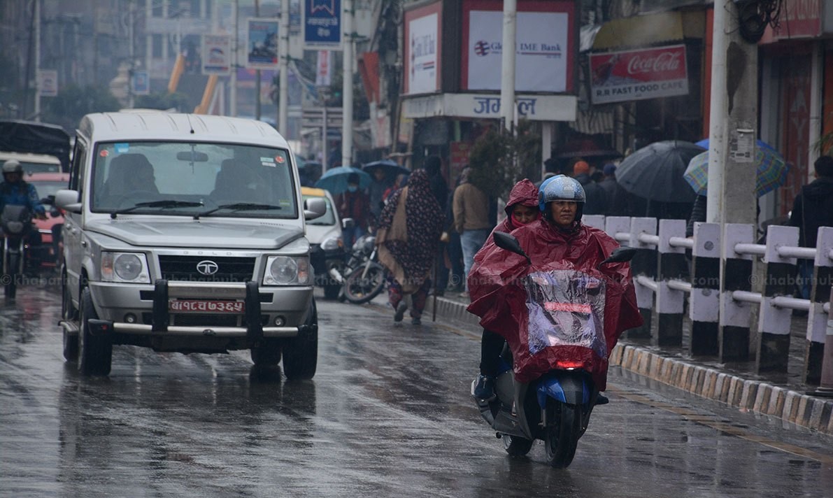 विभिन्न स्थानमा हल्का वर्षा, दिउँसो भारी वर्षाको पूर्वानुमान