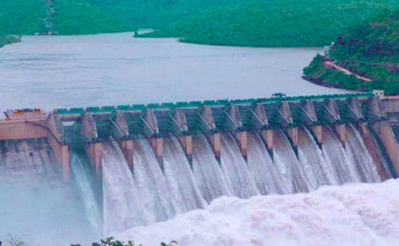 भारतले धौलीगंगा बाँध खोल्दै, महाकाली नदी छेउका नेपाली बस्तीमा बाढीको खतरा