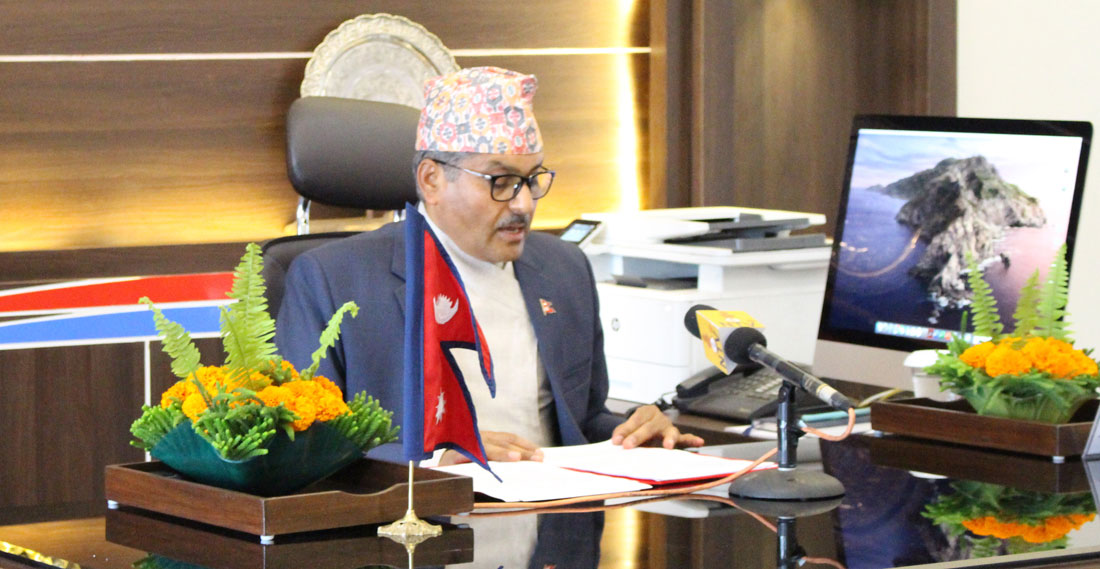 अस्वस्थ प्रतिस्पर्धा नगर्न बैंकरलाई गभर्नरको निर्देशन, घर र गाडी कर्जामा फिक्स ब्याजदर