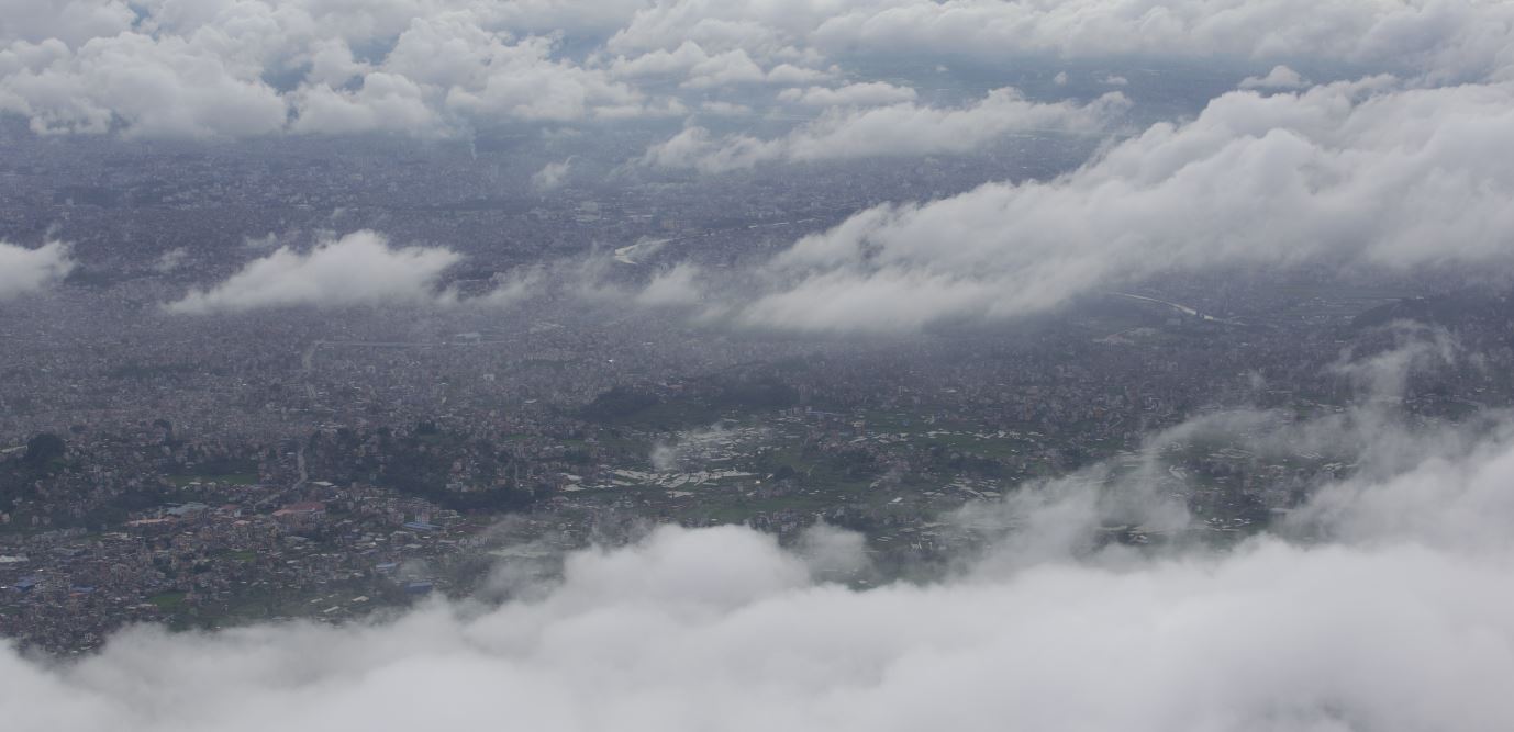 देशका धेरै स्थानमा भारी वर्षाका कारण यातायात र जनजीवन प्रभावित हुने