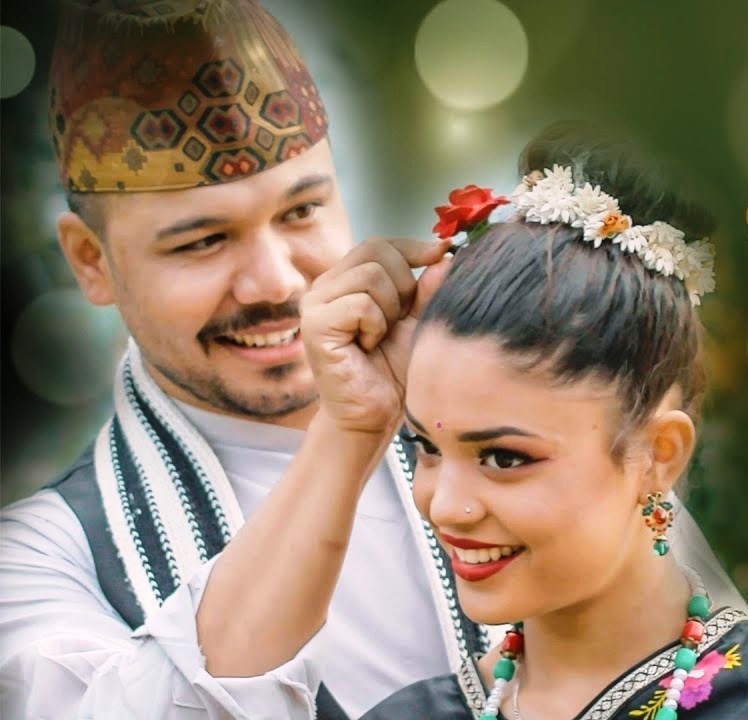 डेभिड र समिक्षाको स्वरमा ‘चौतारीमा…’ (भिडियोसहित)