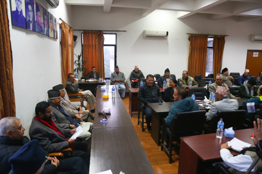 संसद् विघटनको सरकारी कदमविरूद्ध आन्दोलन गर्ने कि अदालतको निर्णय पर्खिने द्विविधामा कांग्रेस