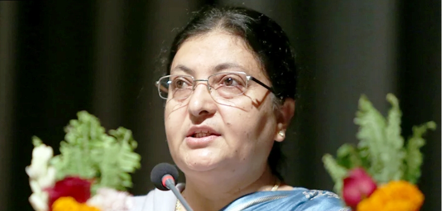 राष्ट्रपति विद्यादेवी भण्डारीले स्वास्थ्य तथा जनसङ्ख्या मन्त्रालयसँग कोभिड–१९ रोकथाम र नियन्त्रणमा भइरहेको कामबारे जानकारी