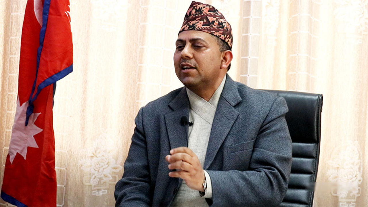 काठमाडौंका प्रमुख जिल्ला अधिकारी कालिप्रसाद पराजुलीले एक सूचना जारी गर्दै जनैपूर्णिमा र गाईजात्रा लगायतका पर्वहरूमा स्वास्थ्य मापदण्डको पूर्णरूपमा पालना हुने गरी सांकेतिक रूपमा मात्रै पर्व मनाउन आग्रह
