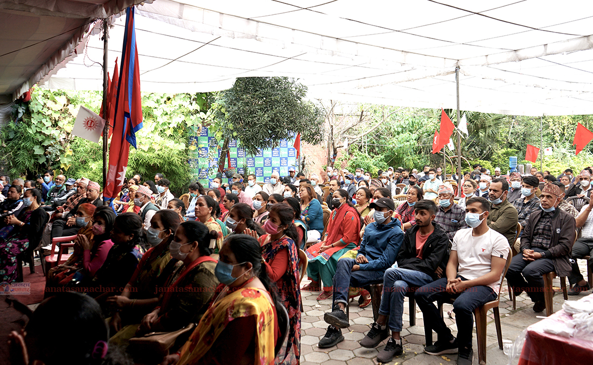 नेकपा एमालेकाे पालिका स्तरीय वडा अधिवेशन