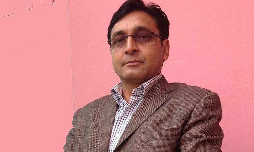 पूर्वमन्त्री तथा सचिव टोपबहादुर रायमाझीलाई निलम्बन