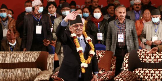 निर्वाचनसम्म एमसीसी स्थगित गर्न प्रचण्डको प्रस्ताव