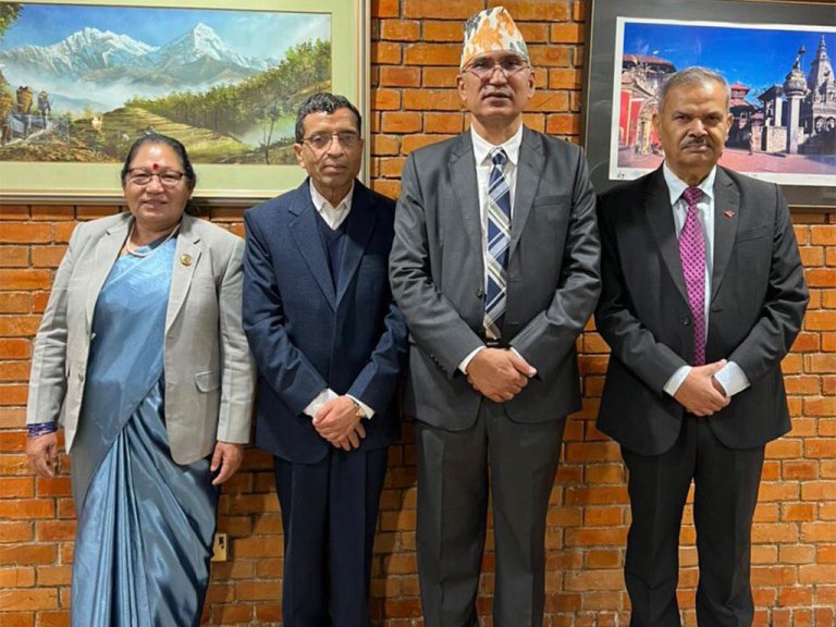 चीन भ्रमण सकेर उपाध्यक्ष पौडेलसहितको प्रतिनिधिमण्डल स्वदेश फिर्ता
