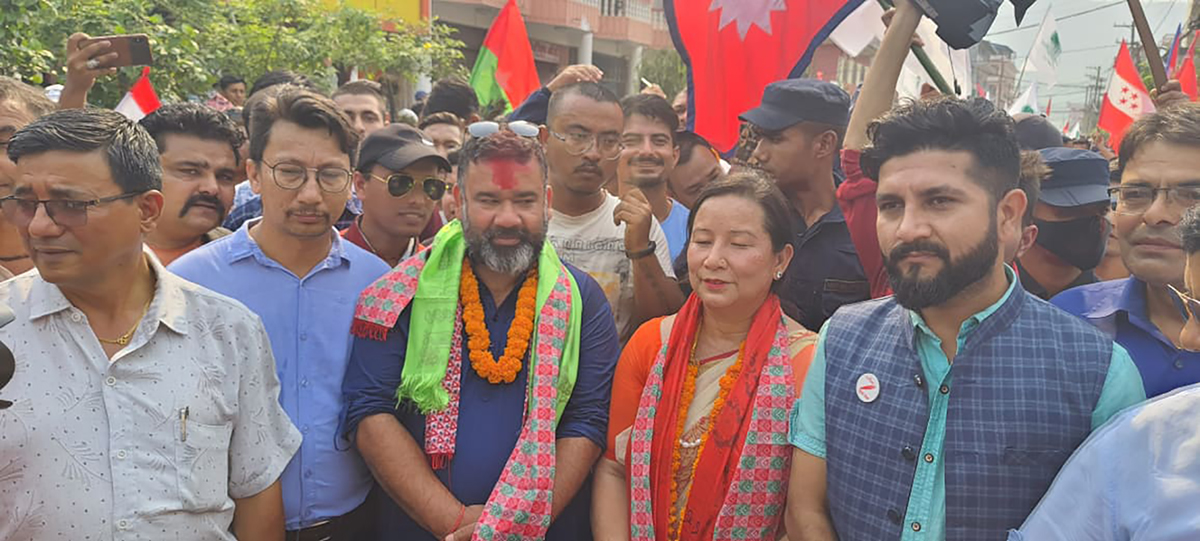 सत्तारुढ गठबन्धनको तर्फबाट हेटौंडा उपमहानगरपालिकाको मेयर पदमा मीना कुमारी लामा र उपमेयर पदमा राजेश बानियाँले उम्मेदवारी दर्ता
