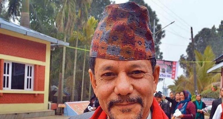 मेयर पदका उम्मेदवार केशव स्थापितलाई निवार्चन आयोगले स्पष्टिकरण माग्यो