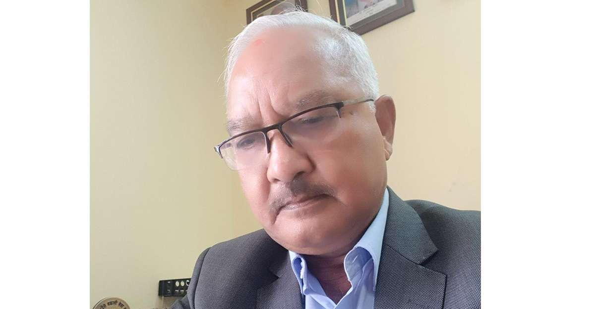 राप्रपा नेपालका केन्द्रीय कोषाध्यक्ष चन्द्रबहादुर गुरूङले पार्टी छाडे
