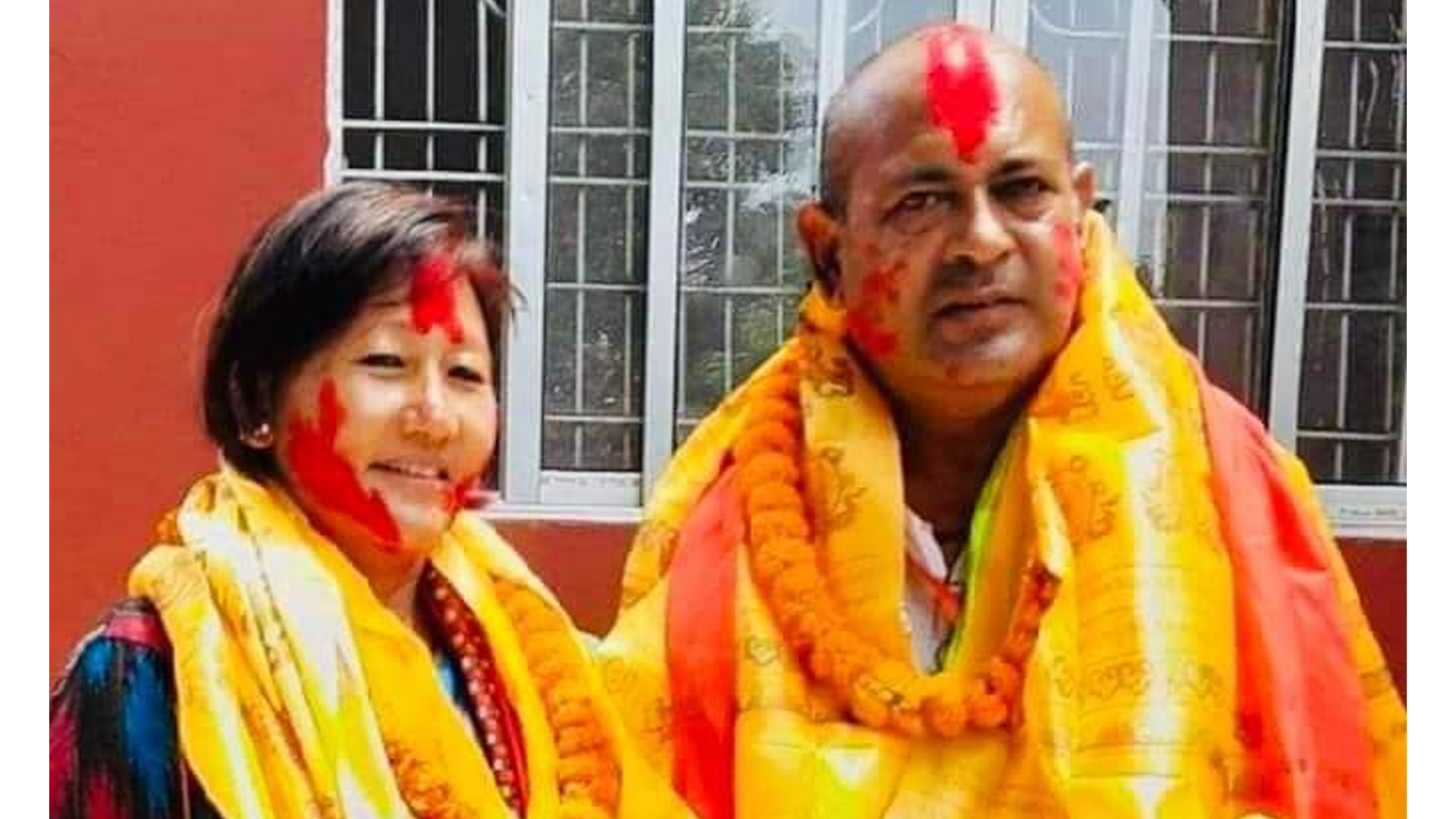 त्रियुगा नगरपालिकाका नवनिर्वाचित मेयर बसन्त बस्नेतले पद तथा गोपनियताको सपथ लिए