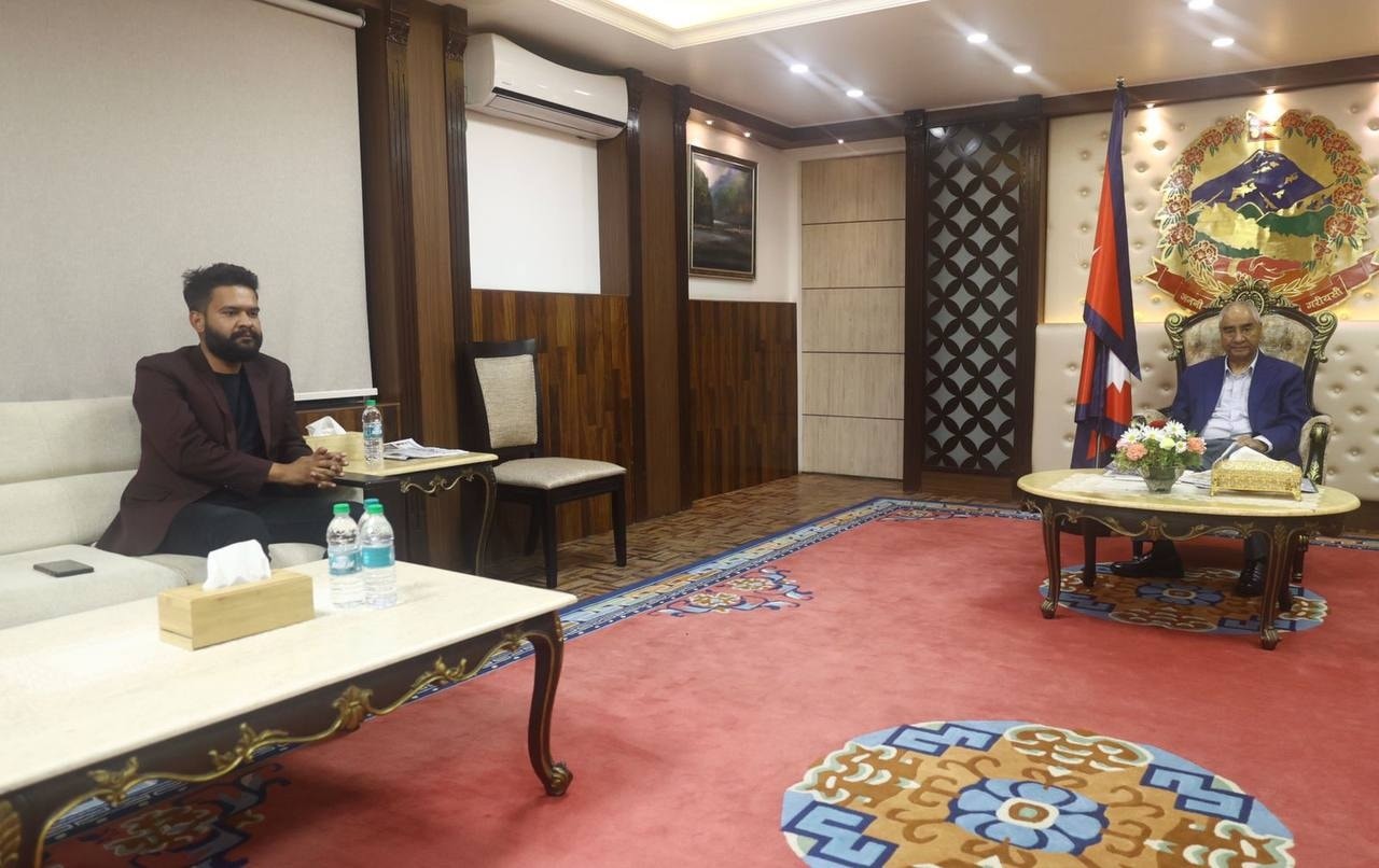 काठमाडौं महानगरपालिकाका मेयर बालेन शाहले पुनः प्रधानमन्त्री शेरबहादुर देउवालाई भेटे