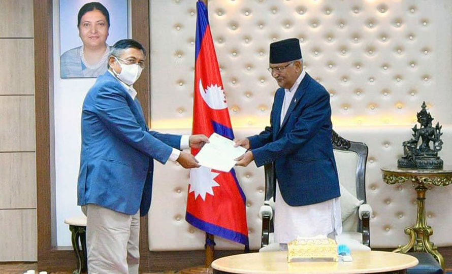 अध्यक्ष केपी शर्मा ओलीलाई भेट्न गृहमन्त्री बालकृष्ण खाण र कानून मन्त्री गोविन्दप्रसाद शर्मा कोइराला बालकोट पुगे