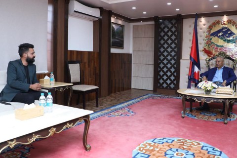 नवनिर्वाचित मेयर बालेन शाहले प्रधानमन्त्री शेरबहादुर देउवालाई भेटे
