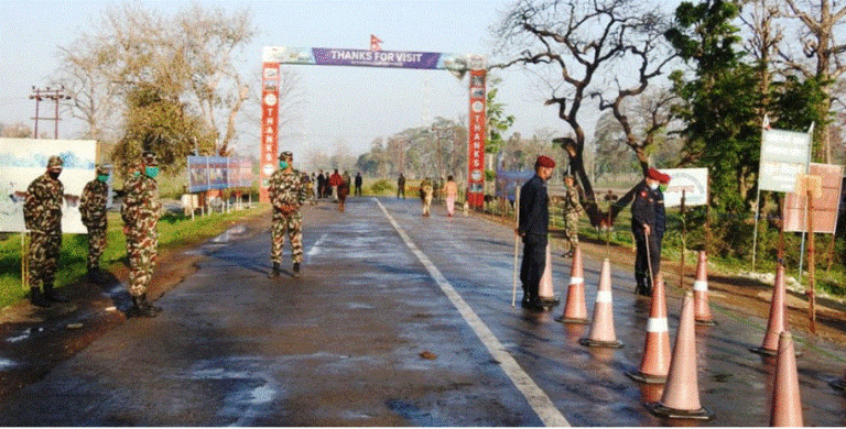 बैतडीको झुलाघाट नाका बुधबार साँझसम्मका लागि बन्द