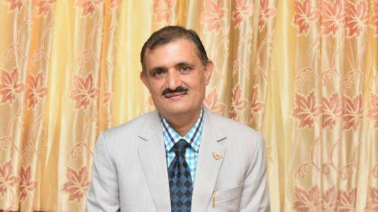 वायु सेवा निगमको कार्यकारी अध्यक्षमा युवराज अधिकारीलाई निरन्तरता दिन सर्वोच्च अदालतले अल्पकालीन अन्तरिम आदेश