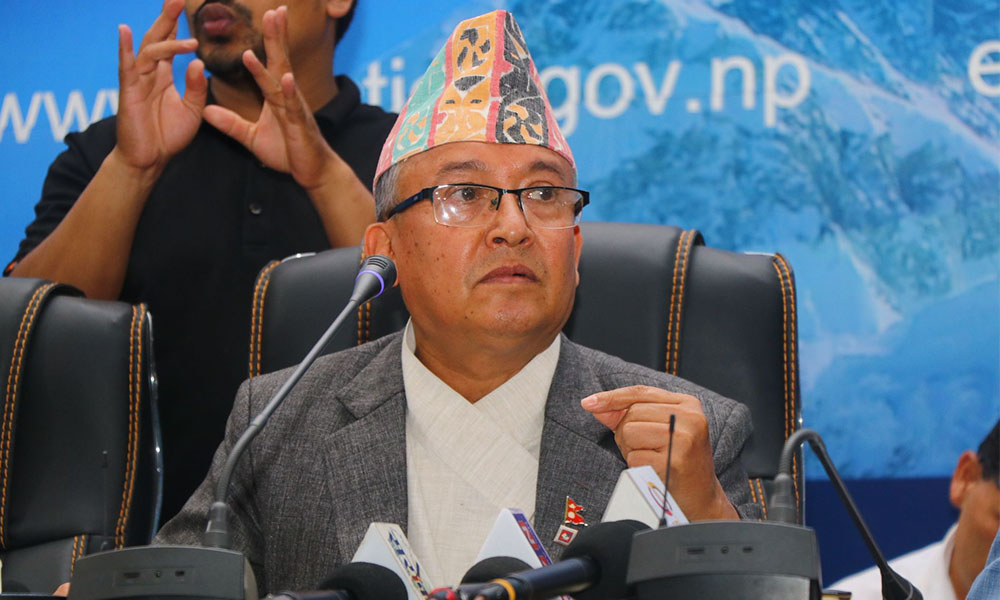 चुनाव बिथोल्न खोज्नेलाई तत्काल कारबाही गर्ने व्यवस्था मिलाइने:प्रमुख आयुक्त दिनेशकुमार थपलिया