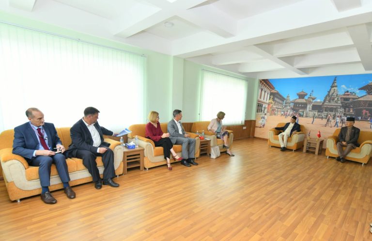 अध्यक्ष केपी शर्मा ओलीसँग संयुक्त राज्य अमेरिका लगायतका चार मुलुकका राजदूतसँग भेटवार्ता