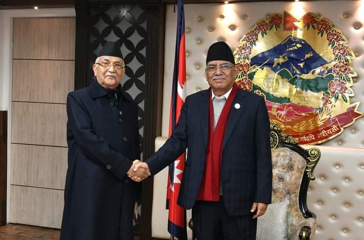 प्रधानमन्त्री पुष्पकमल दाहाल प्रचण्ड र नेकपा एमाले अध्यक्ष केपी शर्मा ओलीबीच भेटवार्ता