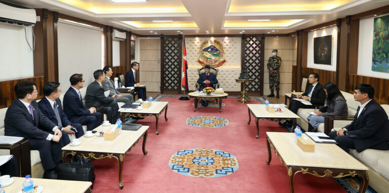 प्रधानमन्त्री पुष्पकमल दाहाल ‘प्रचण्ड’र दक्षिण कोरियाका राष्ट्रपतिका विशेष दूत सुङ मिन जङ