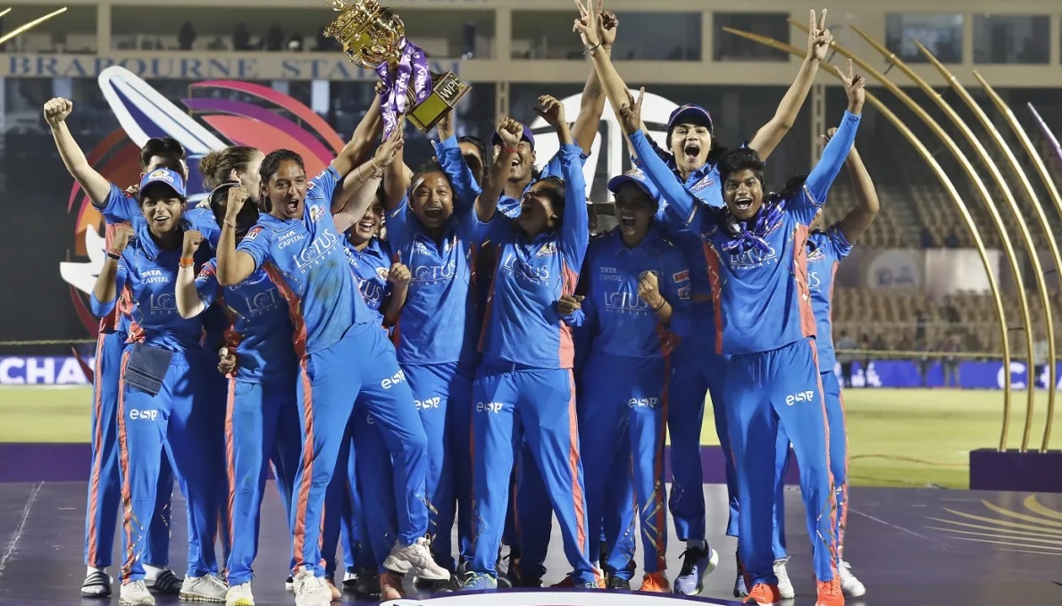 मुम्बई इन्डियन्सले पहिलो सिजनको वुमन्स प्रिमियर लिग (डब्लूपिएल) टी-२० को उपाधि