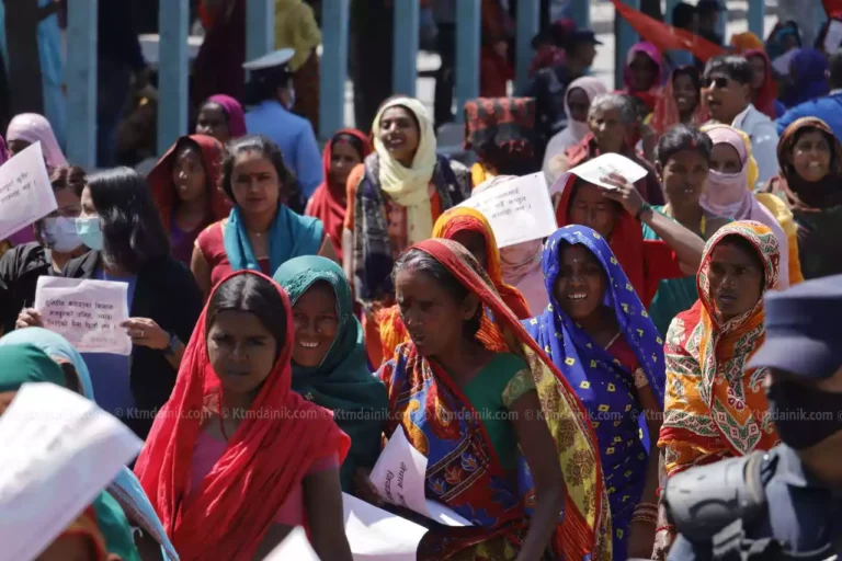 मिटरब्याज पीडित र सरकारी टोलीबीचको वार्ता विना निश्कर्ष सकियाे,भोलि  फेरि बस्ने