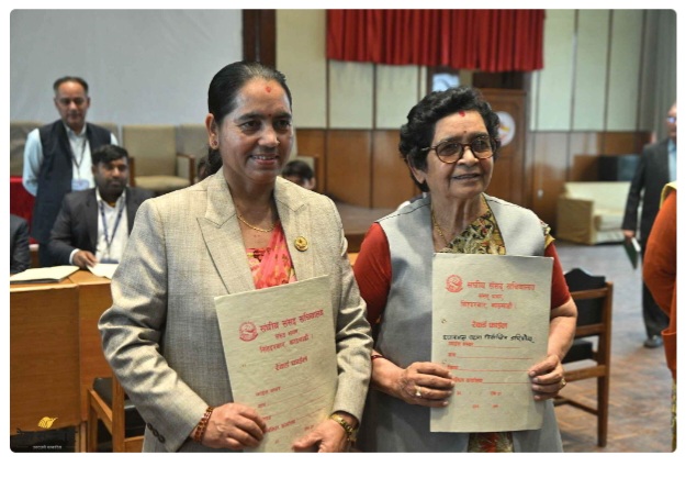 सत्ता गठबन्धनका तर्फबाट नेकपा एमालेकी विमला घिमिरे र प्रमुख प्रतिपक्षबाट नेपाली कांग्रेसकी विष्णुदेवी पुडासैनीले मनोनयन दर्ता