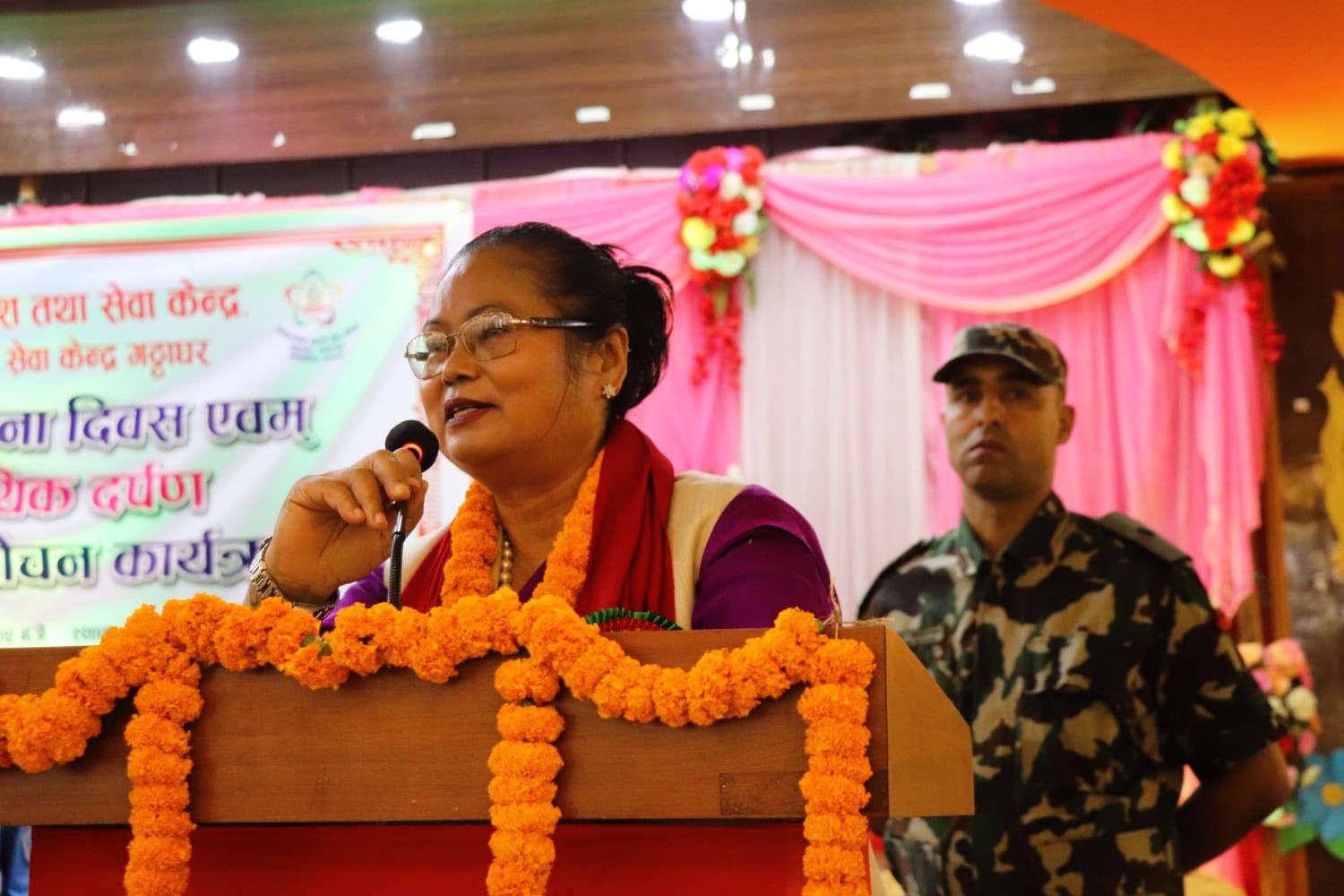 ट्राफिक नियमबारे राम्रोसँग जानकारी दिएर मात्र लाइसेन्स दिनुपर्छः मन्त्री चौधरी