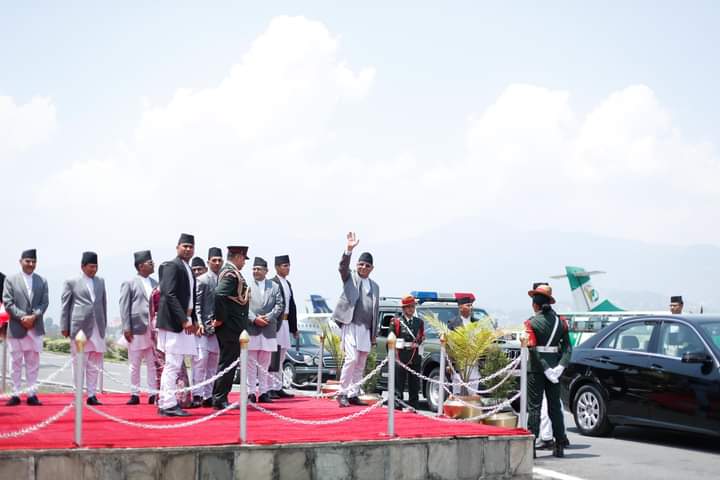 प्रधानमन्त्री पुष्पकमल दाहाल प्रचण्ड दुई दिने भ्रमणका लागि भारत प्रस्थान